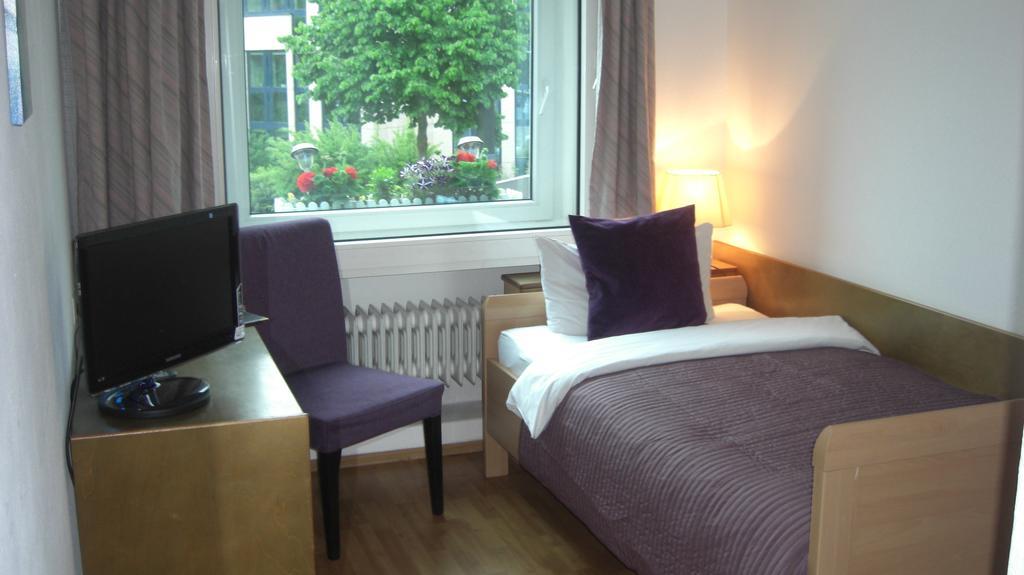 Hotel Solinger Hof Solingen Room photo